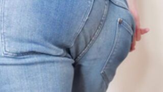 melissalauren onlyfans video 2022-06-05 - Tight jeans and no panties... Do you like - 2478361945