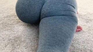 jessieandjackson onlyfans JJ-2022-10-13-stretching-0nvuUcbR