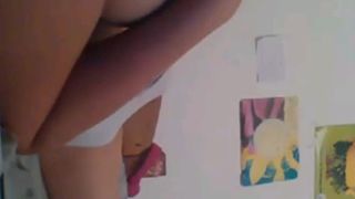 Princess Pussycat Lolita se chupa las tetas