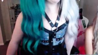 insyndra with mochi 2020-09-15_01-21-33_532