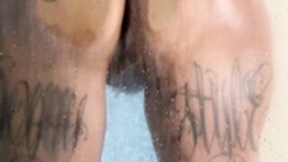 Brittanya Razavi 072