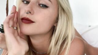 danifae-onlyfans-video-243