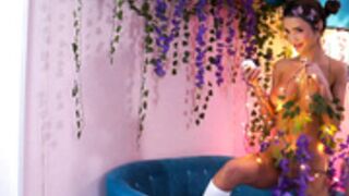 TheAyana amazing body