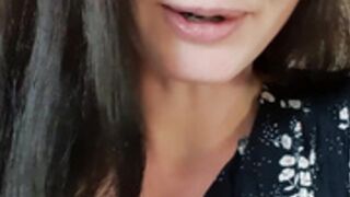 melissalauren onlyfans video 2023-02-20 - My favorite thing to do when the weather is nice Walk around in a dress with no underwear - 2781149035