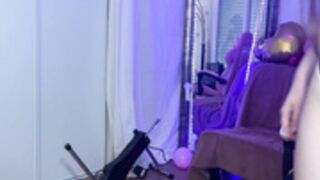 a classic show of lucie_hot in boots