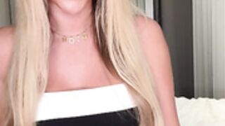 Annabella Sinclair solo dildo ride