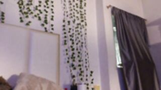 emma_johnson_ 2025-06-16_04-48-41