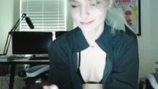 duckchan0 cum lube on face