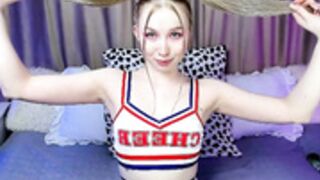 lilystarlight [38064420]