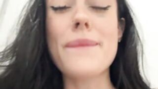 Melissa_crazy in public bathroom