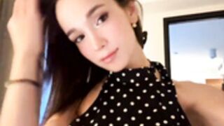 ellieleen is back and cums so much