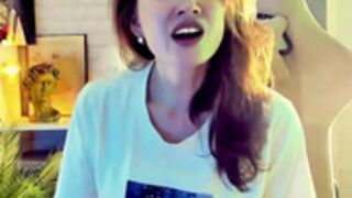 April_o_Nill aprill_o_nill milf singing