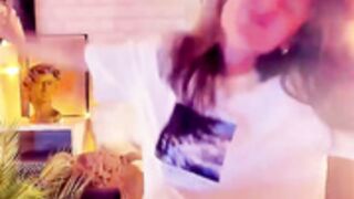 April_o_Nill aprill_o_nill milf singing