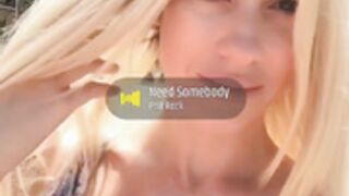 bunnyblonde tit flash