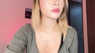 Your_Honeey-sc-2025-04-17 1