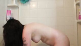 AphiaDemieux - Playing In The Shower