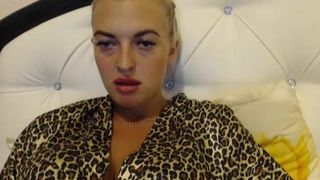 Stasy Star Picks Nose And Eats It