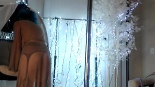 DOMME_JEANS aka KweenFlaxi