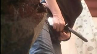 Espiando a la Suegra en el baño