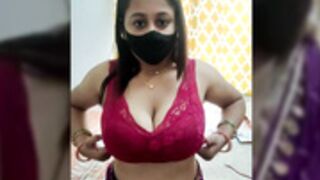 Natasha-143 Boobs Show