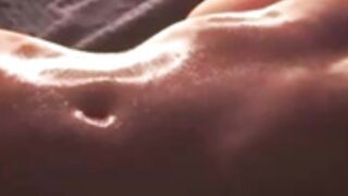 _Sᴇɴsᴜᴀʟ_Bᴀʙʏ_ ☆ Cute Teen Reaches Oil Show Goal