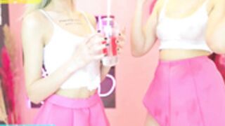 8a8y_Nura Wet Tshirt with Friend