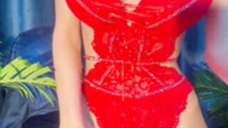 Madalina Bogeanu / Big Tits, Pussy Fingering, Lovense