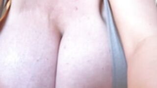 Beshine shaking tits