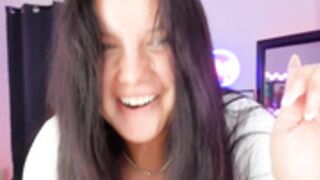 emilyjoneschat 2025-07-31_19-28-41