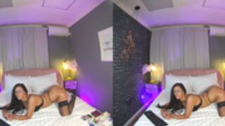 NicolleStark sexy posing VR