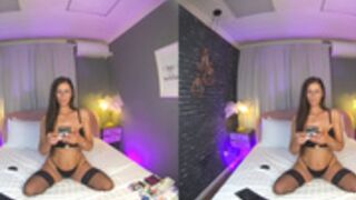 NicolleStark sexy posing VR