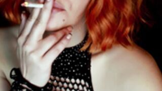 Patricia_bennet hot smoking