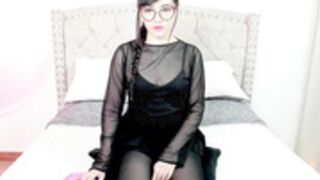 iki_mei 01/07/2025 - topless and masturbating