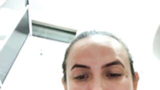 carolina_uribe asshole finger fuck