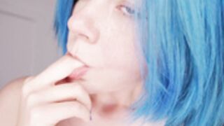 Vixenp masturbate and horny tongue