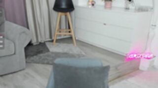 domixdyva 2025-08-27_04-54-31-002