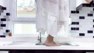 Girl clean window_ Transparent