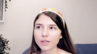 20250919 pamilarakestraw shy newbie fails handbra goal