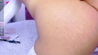 BrownEyes aka Miss_Vii - Rough pussy play (part II)