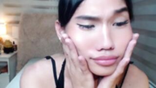 YourSluttyAshXX Cum 18 April 2025