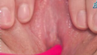 lucie 15825 p2 - naked pussy close up lush play