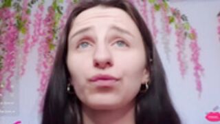 Nika Kik 01