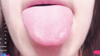 Nika Kik 01