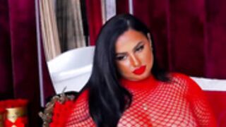 CassyeCross 2024-10-02_19-33-51 rdh