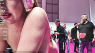 Lauren gives head at Venus Berlin 2025