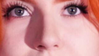 Chriss_fox sexy eyes and lips