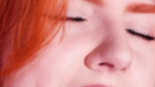 Chriss_fox sexy eyes and lips