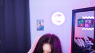 emilyjoneschat 2025-09-25_18-31-59