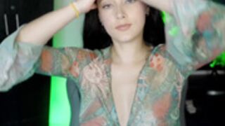 kellytesh 2025-09-22_20-45-14-001