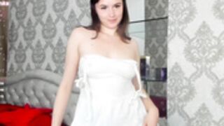 Marrie_coy One nipple out